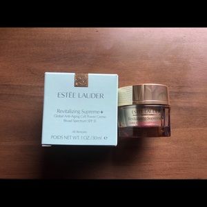 NEW Estée Lauder revitalizing cream spf 15 1oz